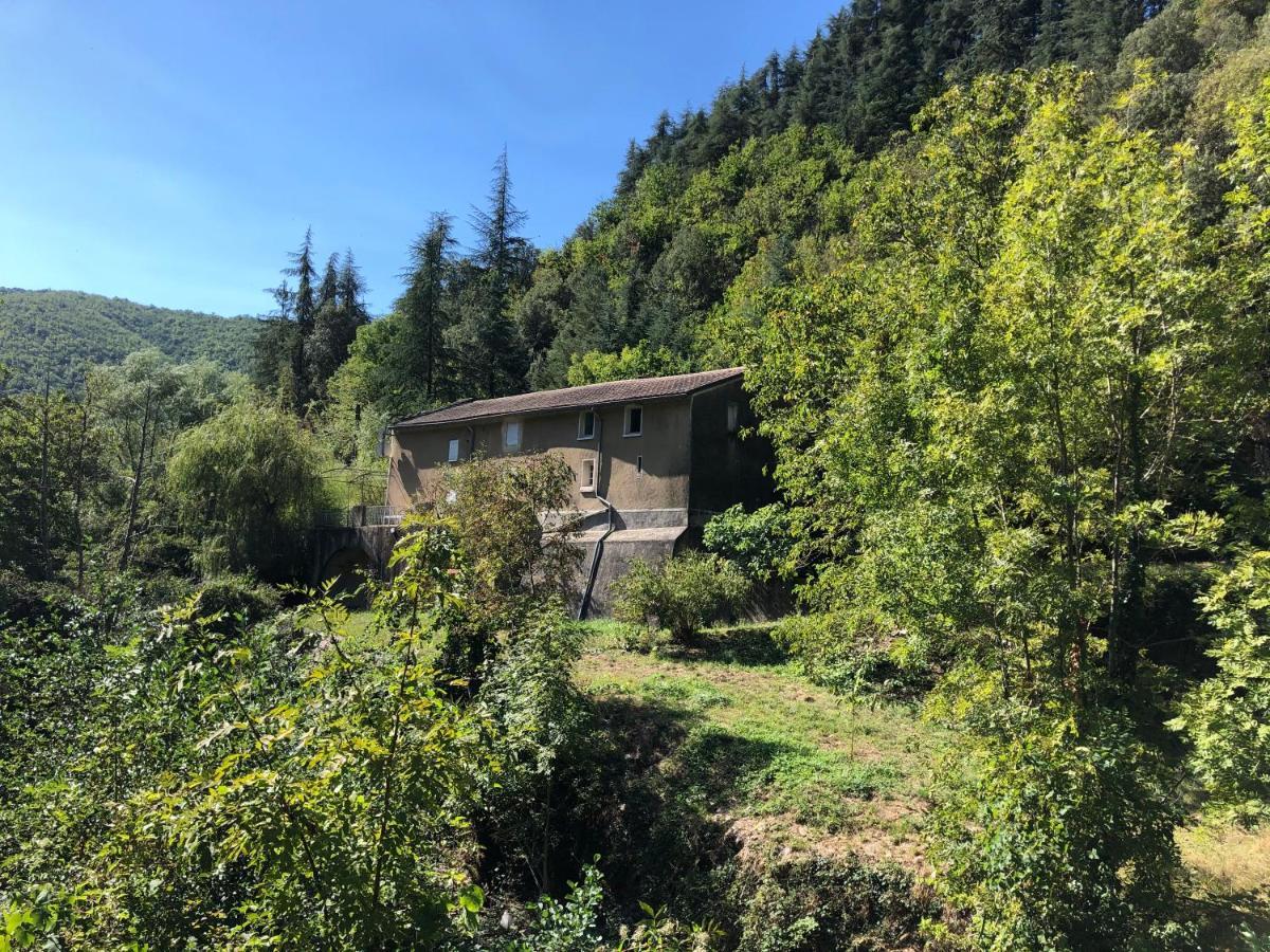 Le Moulin De Bouzigue Bed and Breakfast Valleraugue Εξωτερικό φωτογραφία