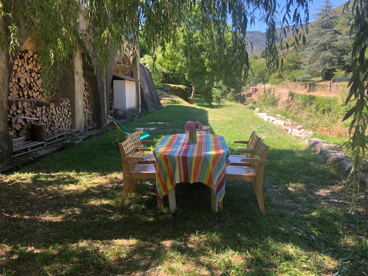 Le Moulin De Bouzigue Bed and Breakfast Valleraugue Εξωτερικό φωτογραφία